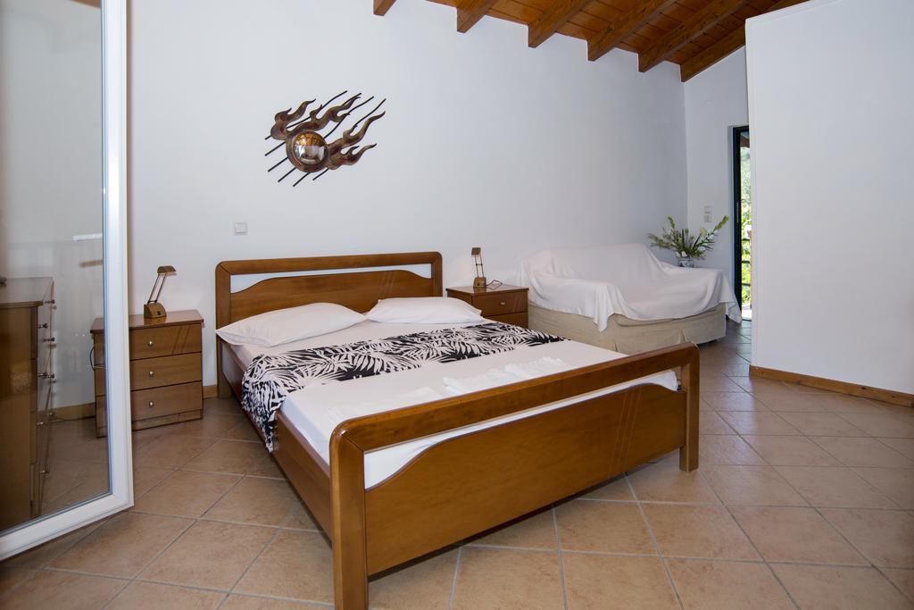 Nandia Studio & Apartment Gaios Exterior photo